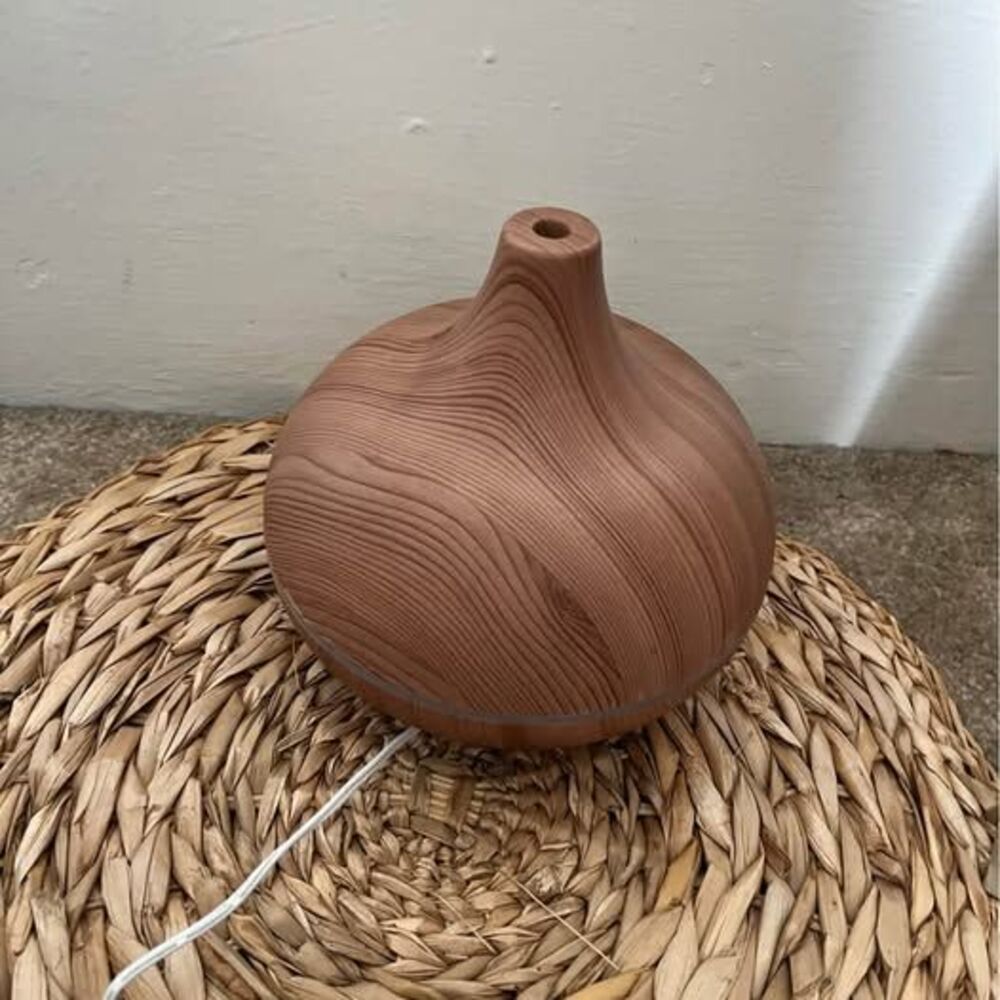 Pure Daily Care Wood Aroma Oil diffuser LED light ring Open box